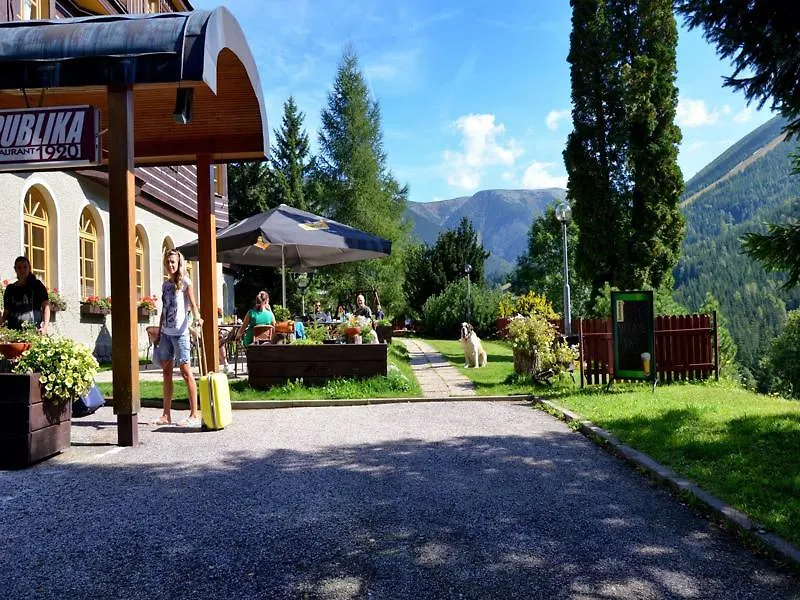 Alpsky Hotel Špindlerŭv Mlýn 3*,  Tsjechië